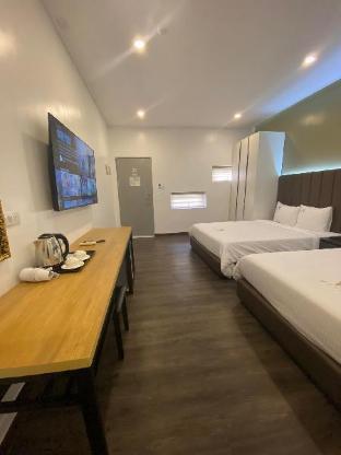 Olle Hotel Mabalacat Exteriör bild